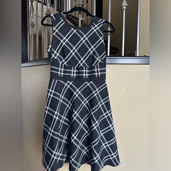 Tristan dress - size 6 - Picture 2 of 3